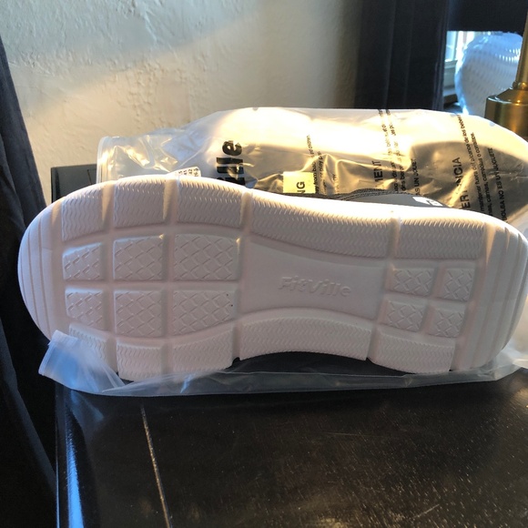 FitVille Women's Size 10 EW Extra Wide or Men's 8 EW Athletic Wanderer V15 Shoe - Picture 4 of 8